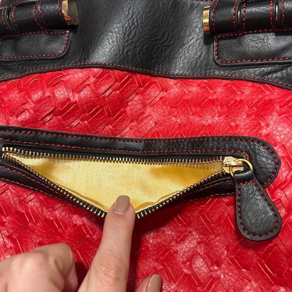 Miss Tina Taste of Couture Red Black Shoulder Bag Purse Handbag Braided Woven - Picture 5 of 10